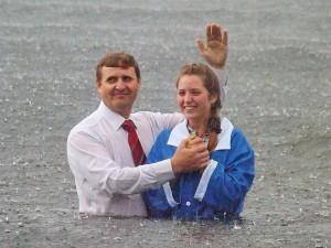 Василий Бабич крестит свою дочь