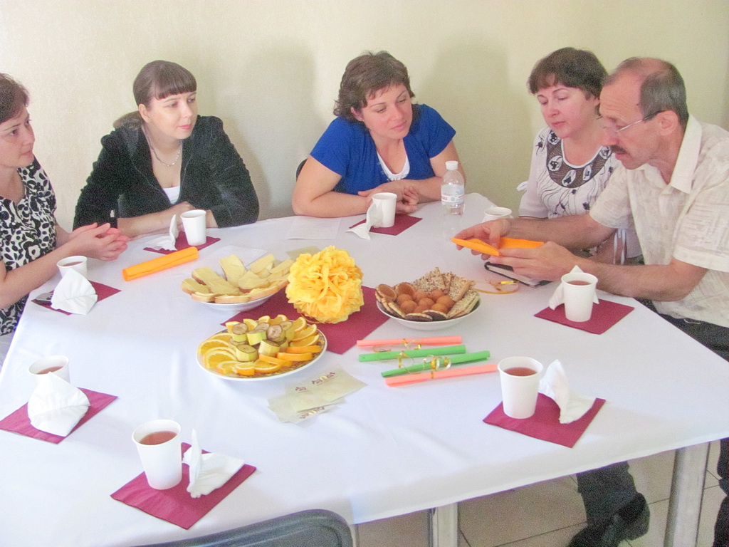 В Днепропетровске прошел молитвенный завтрак для родителей