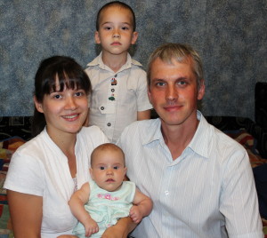 Благодарные Богу семья Гладковых
