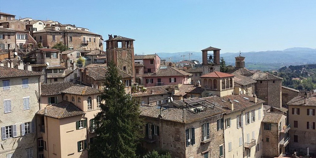 Вид на итальянский город Перуджу перед землетрясением в среду. (Pixabay)