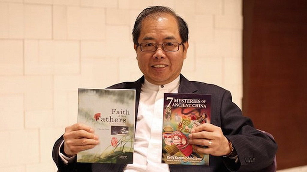 Чан Кей Тонг путешествовал по всему миру, чтобы доказать достоверность Библии