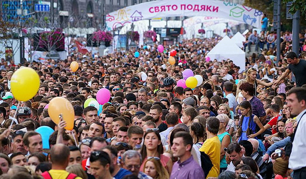 Свято подяки зібрало в центрі Києва сотні тисяч християн