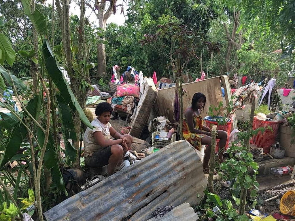 Приблизительно 20,000 человек пострадали от Урагана Мария на востоке Доминиканской Республики. Их дома были разрушены или повреждены наводнением. [Фото: Сильвештре Гонсалес]