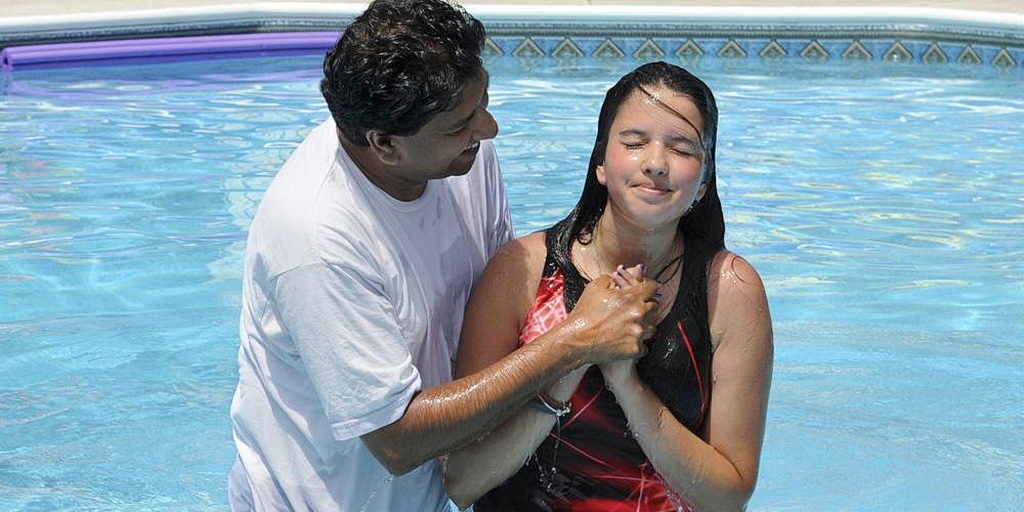 Церковные пресвитеры в Австралии уполномочены крестить