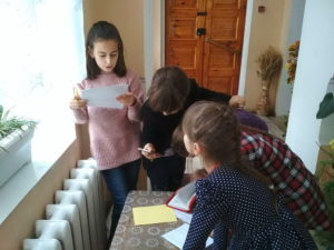 Перед новым годом Мелитопольская церковь организовала библейскую игру для детей