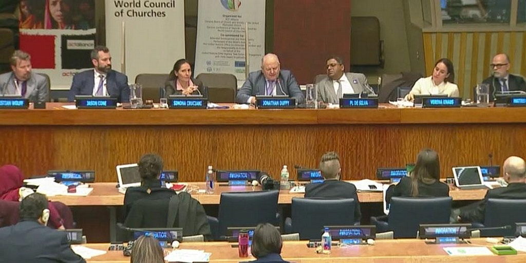Президент ADRA Джонатан Даффи обсудил важную роль религиозных организаций в борьбе с вынужденной миграцией по всему миру в штаб-квартире ООН в Нью-Йорке 22 января. [Фото: ADRA International, United Nations]