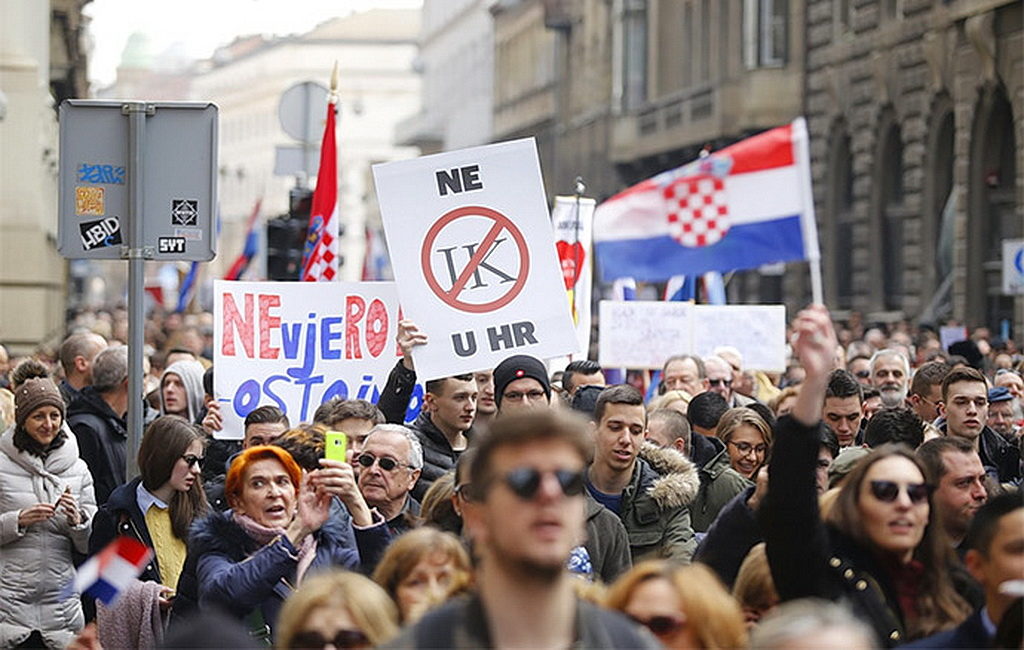 Тисячі хорватів протестували проти гендерної ідеології в Стамбульській Конвенції