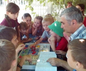 Почти 30 ребят участвовали в каникулярной школе в Пятихатках