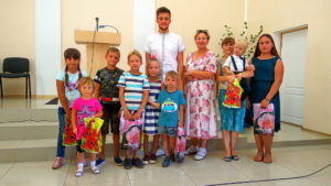 Руководители детского служения в Кривом Роге приглашали поддерживать детей 
