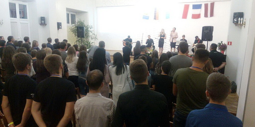 Второй христианский молодежный конгресс "Живи Христом" прошел в Варшаве