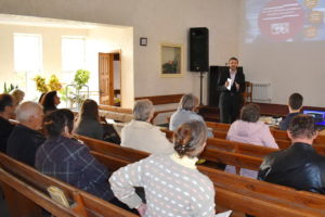 40 человек занимаются в пресвитерской школе Запорожья