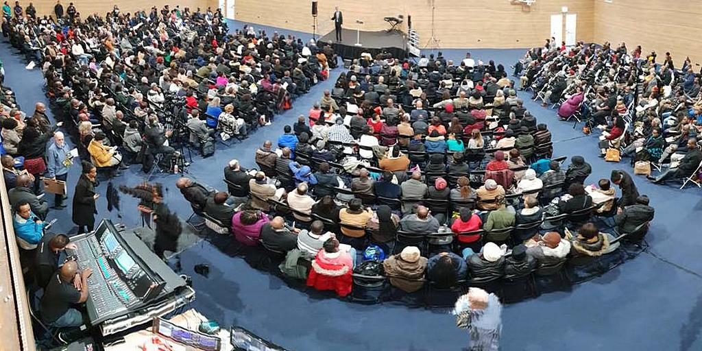 Экспозиция «Евангелизм», состоявшаяся 6 января 2019 года в Ньюболдском колледже высшего образования, собрала 1000 членов и лидеров церкви, чтобы услышать, как Луи Торрес призвал встретить упадок христианства в Великобритании увеличением распространения Евангелия.