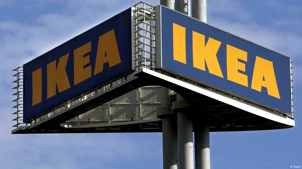 В Польше разразился скандал, после того как руководство IKEA уволило сотрудника за цитату из Библии