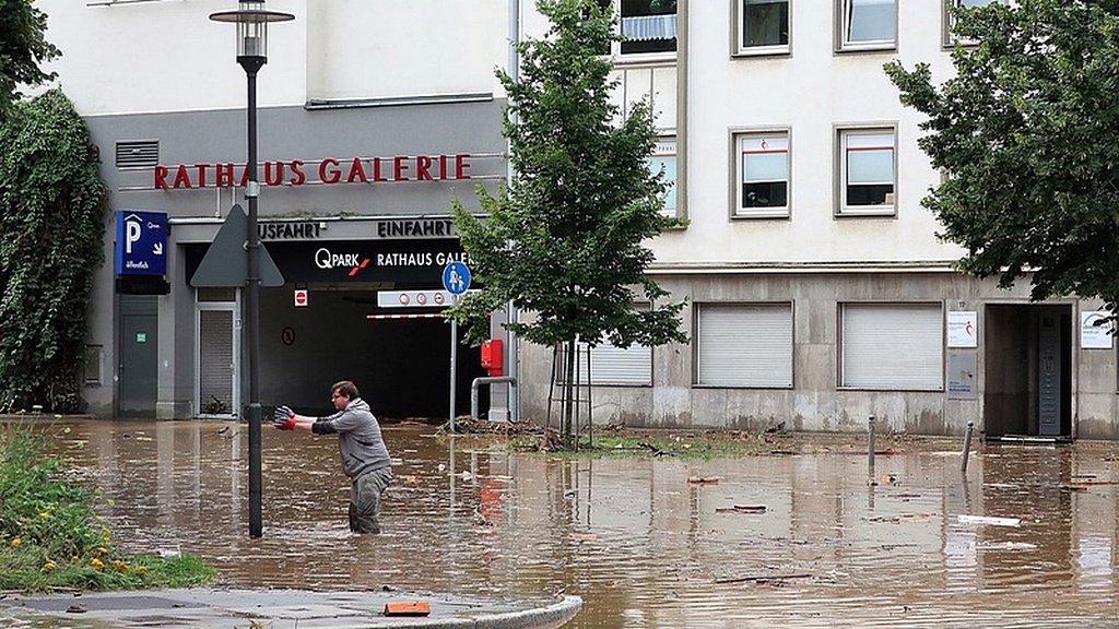 Германия и Бельгия пострадали от разрушительных наводнений, в результате которых погибли более 160 человек