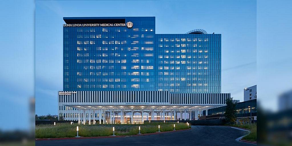 Лома Линда празднует открытие медицинского кампуса Денниса и Кэрол Троеш