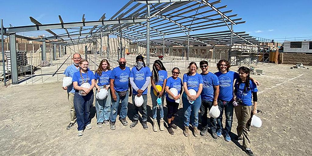 Перу приветствует первых за последние 15 месяцев добровольцев Маранафы