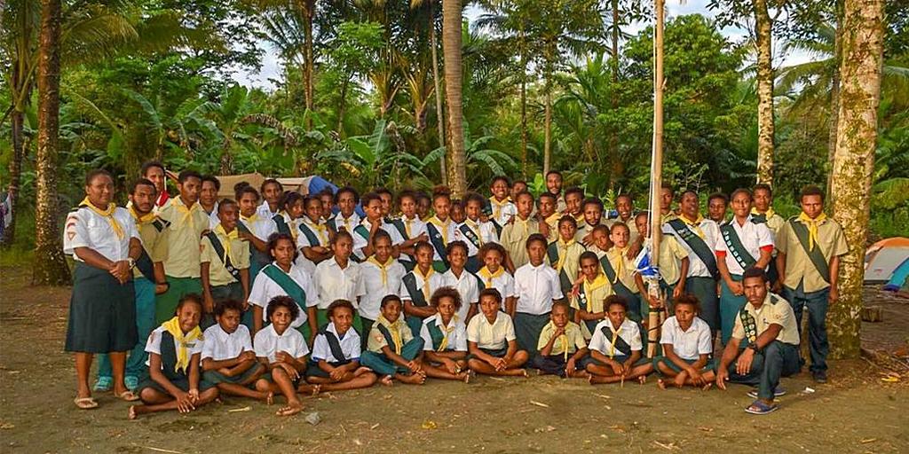 Два человека погибли по пути в лагерь следопытов, а другие находятся в критическом состоянии