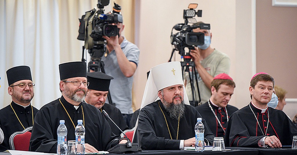 Церкви і релігійні організації України просять про спільну триденну молитву на захист традиційних сімейних цінностей