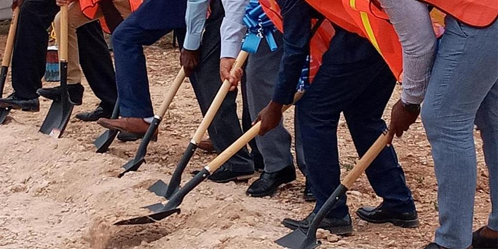 В Ангилье адвентисты приступили к восстановлению церкви, разрушенной ураганом