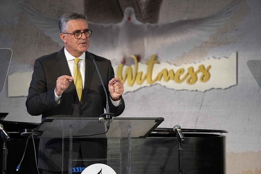 Помня о своем призвании, мы сталкиваемся с сегодняшними вызовами миссии