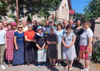 Незважаючи на війну, літературні євангелісти продали в Запоріжжі понад 300 книг