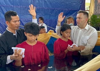 Адвентистская церковь в Камбодже провела успешное евангелизационное мероприятие, собравшее сотни людей